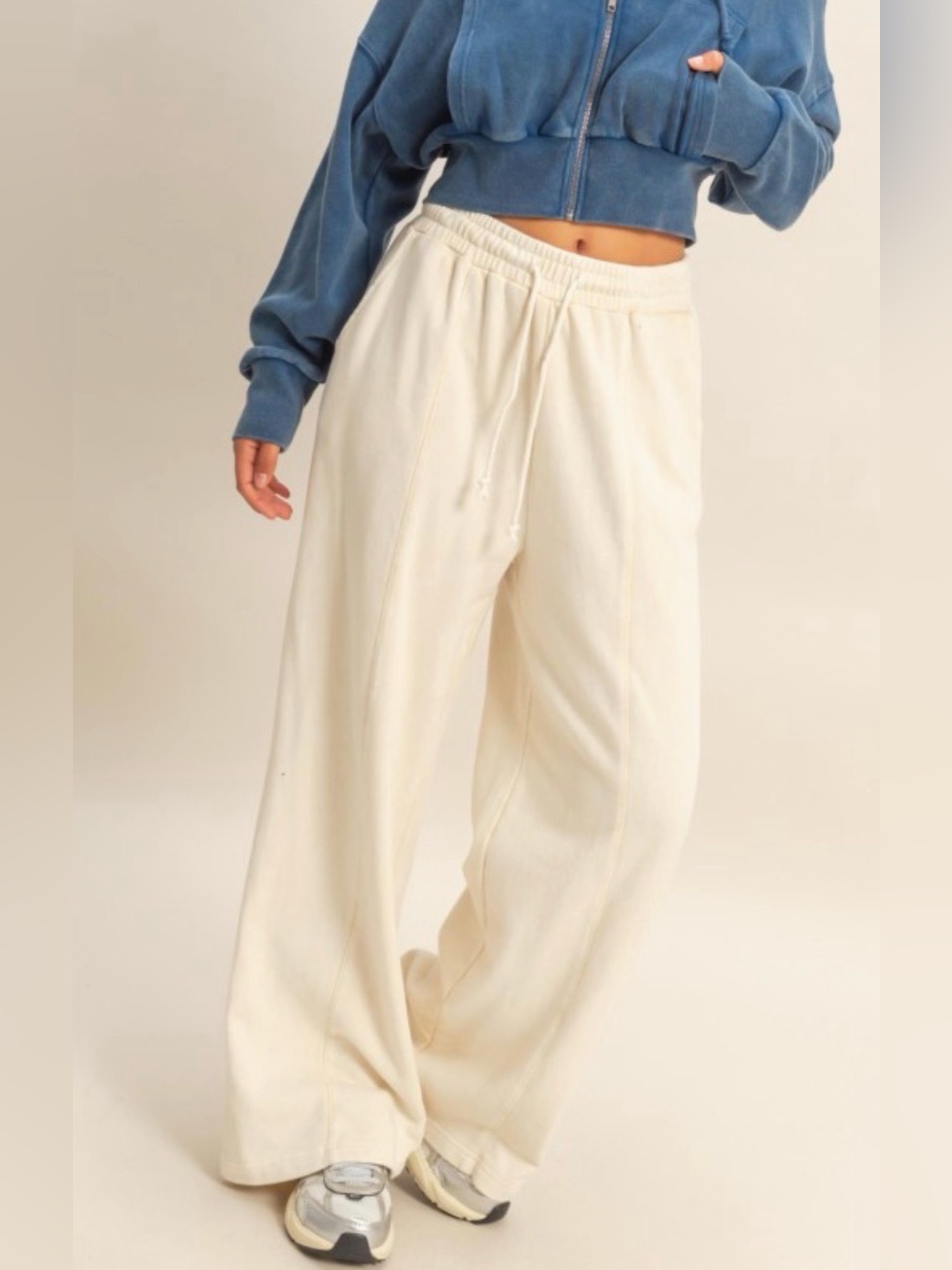 78 Wide Leg Drawstring Sweatpants In Cream